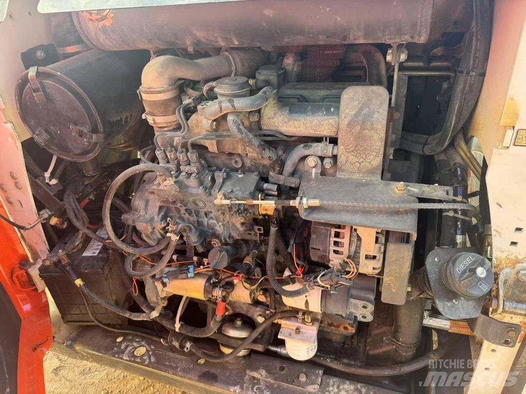 Bobcat S 630 Smykem řízené nakladače