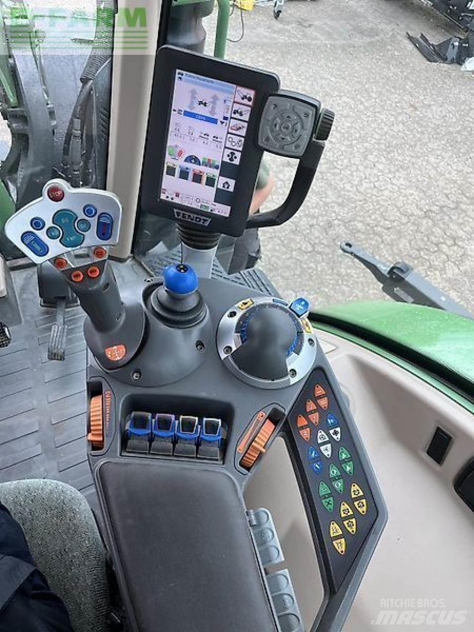 Fendt 716 vario s4 Traktory