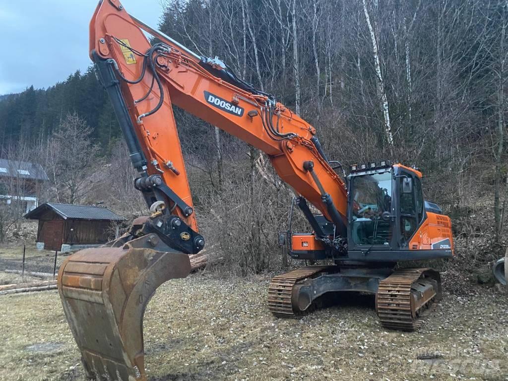 Doosan DX 235 NLC-5 Pásová rýpadla