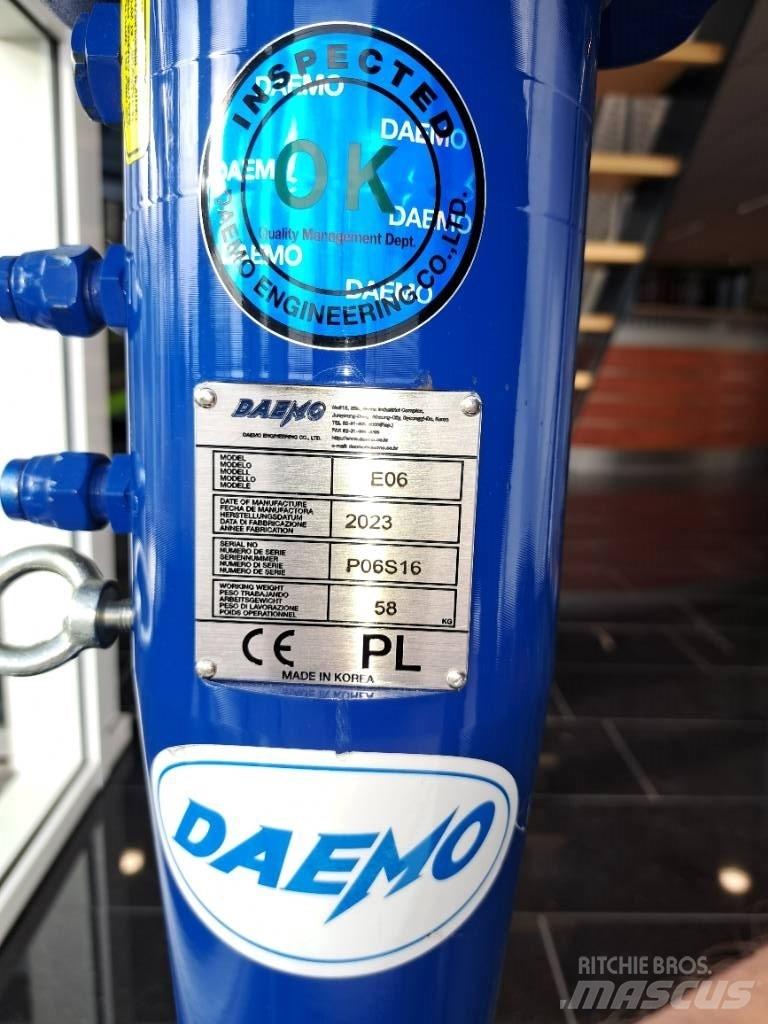 Daemo E06 with CW05 Bourací kladiva / Sbíječky