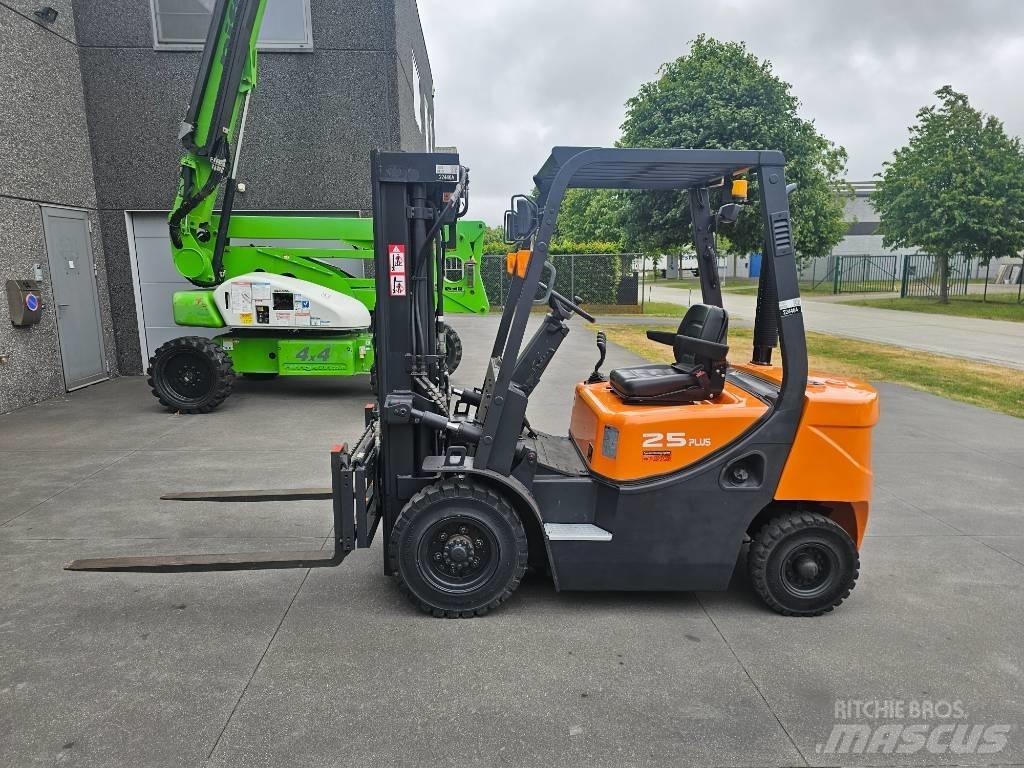 Doosan D 25 G Dieselové vozíky