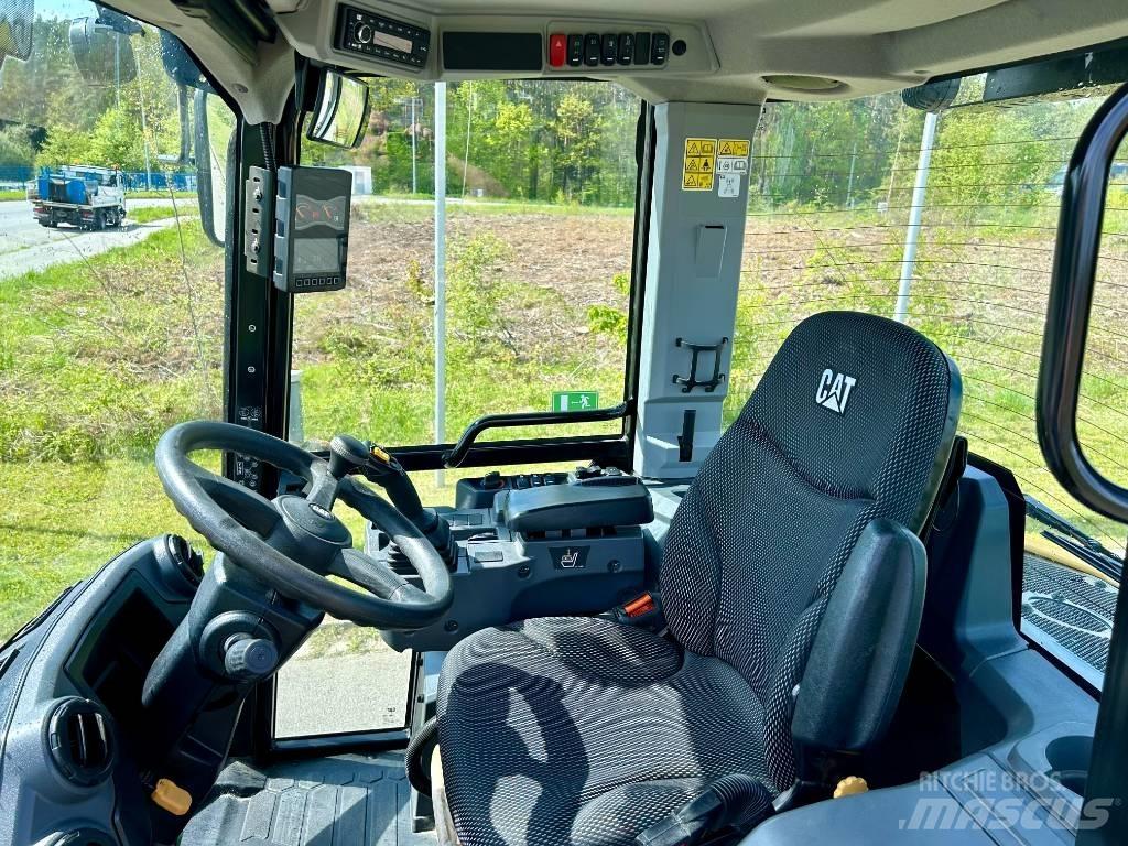 CAT 908NG Kolové nakladače