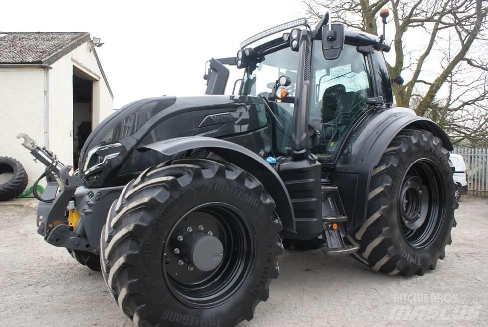 Valtra T 255 Versu Traktory