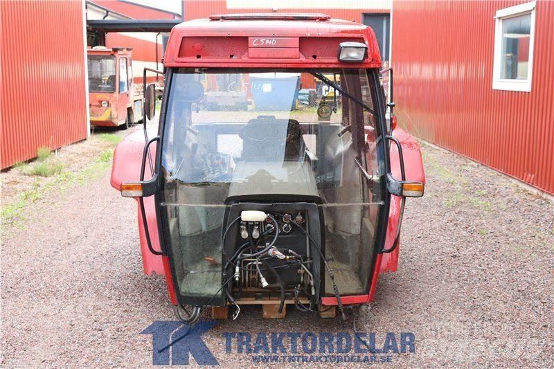 CASE 5140 Maxxum Kabiny a interiér