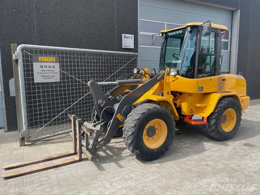 Volvo L30G Mininakladače