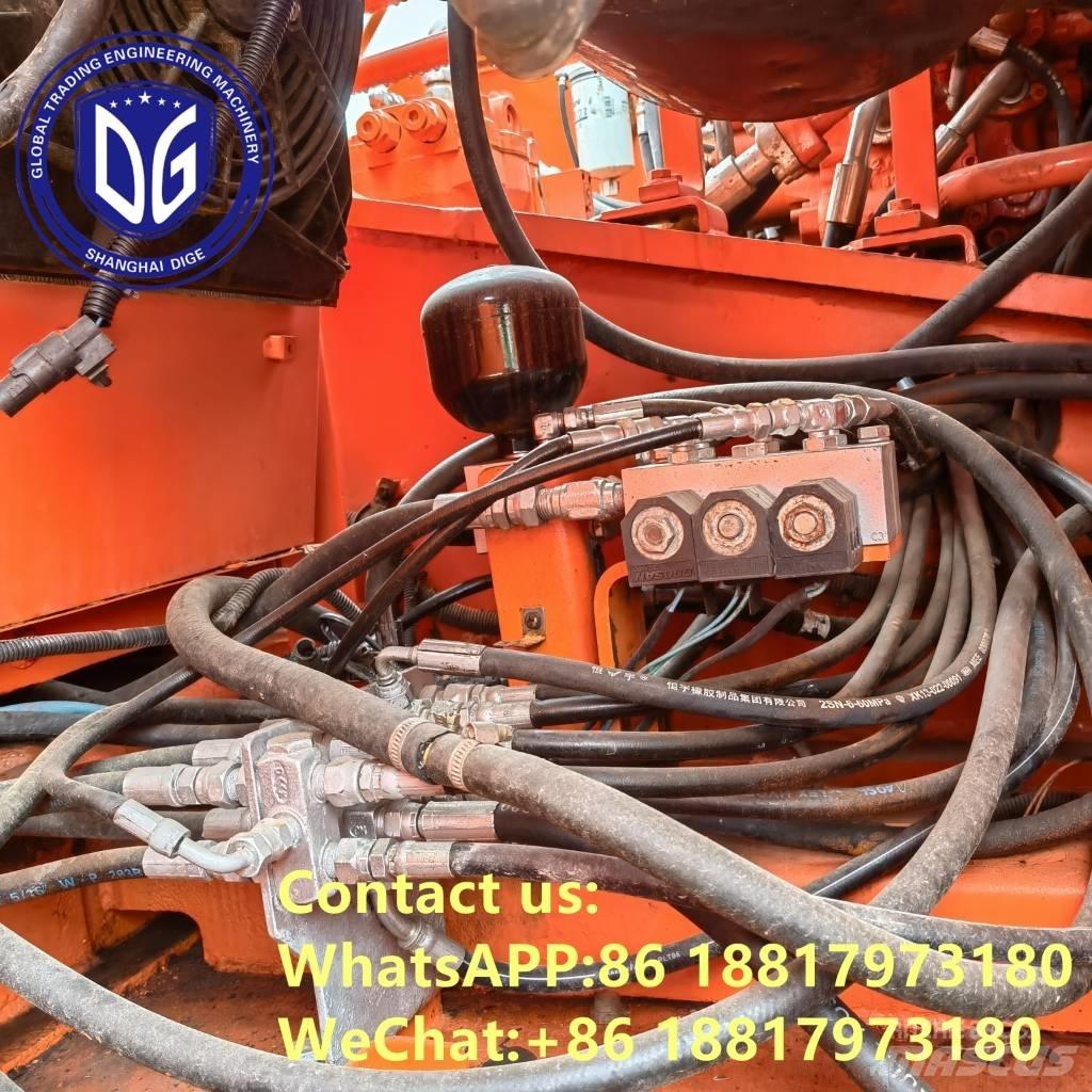 Doosan DH 300 LC-7 Pásová rýpadla