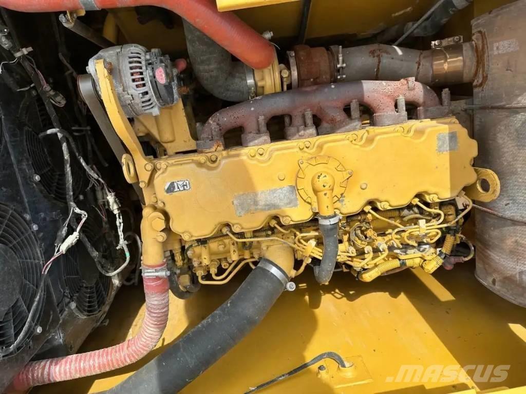 CAT 330GC Pásová rýpadla