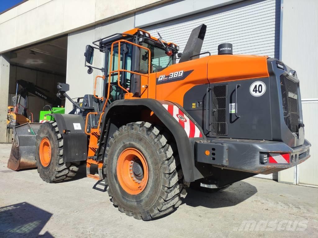 Doosan DL 380-7 Kolové nakladače