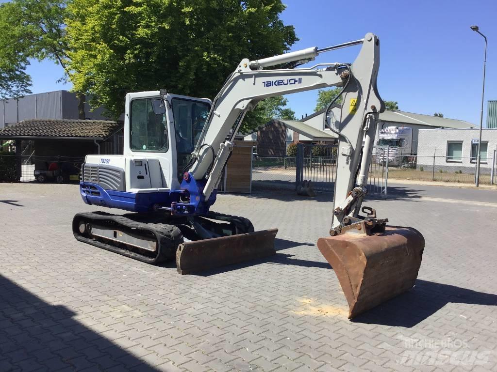 Takeuchi TB 250 Mini rýpadla < 7t