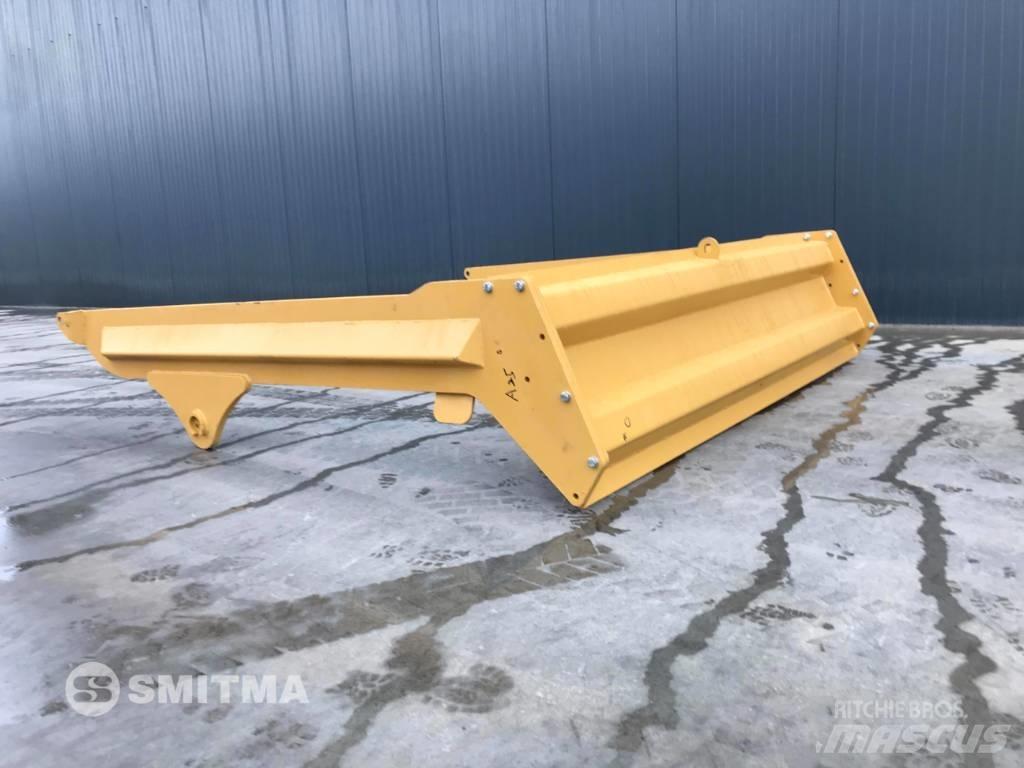 Volvo A25D Zadní dveře