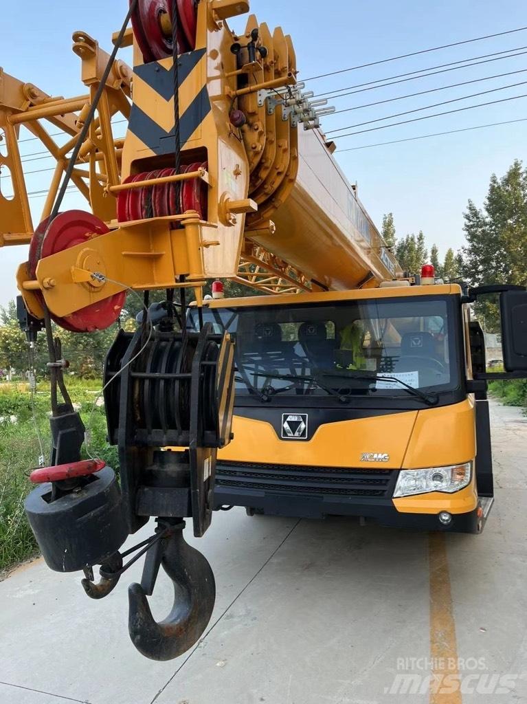 XCMG XCT 55 Univerzální terénní jeřáby