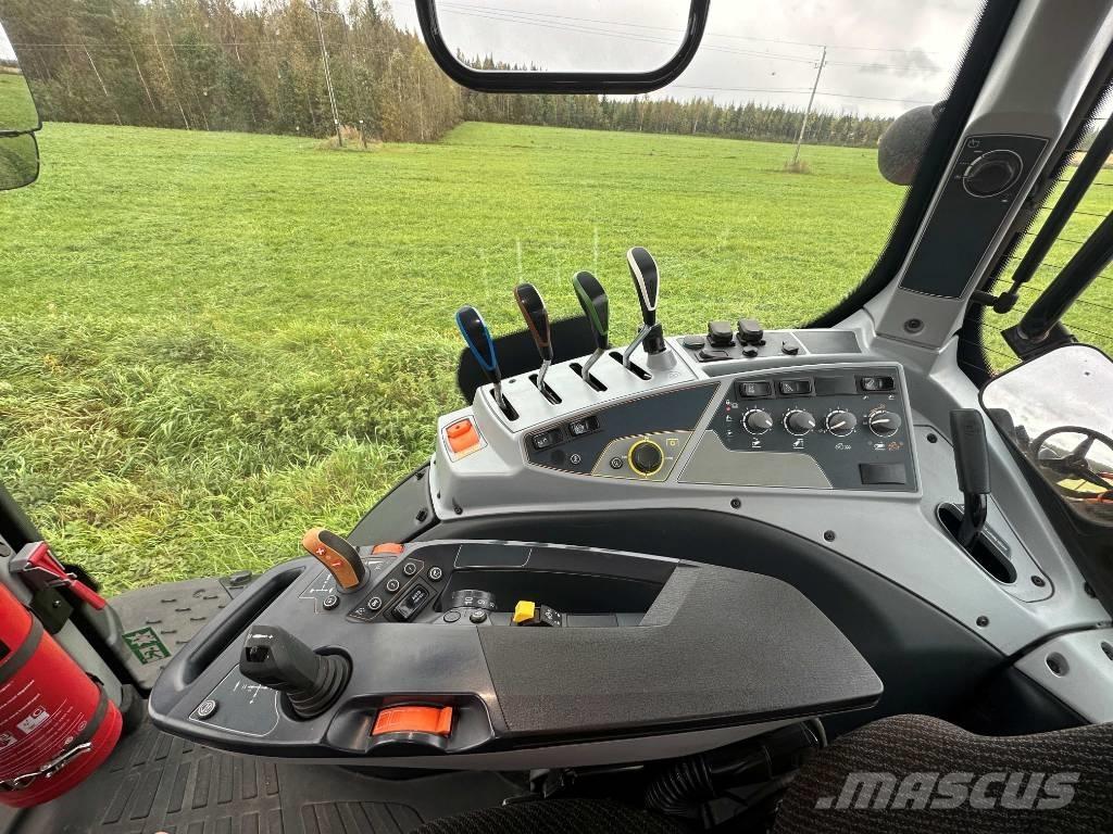 Valtra T 194 Traktory