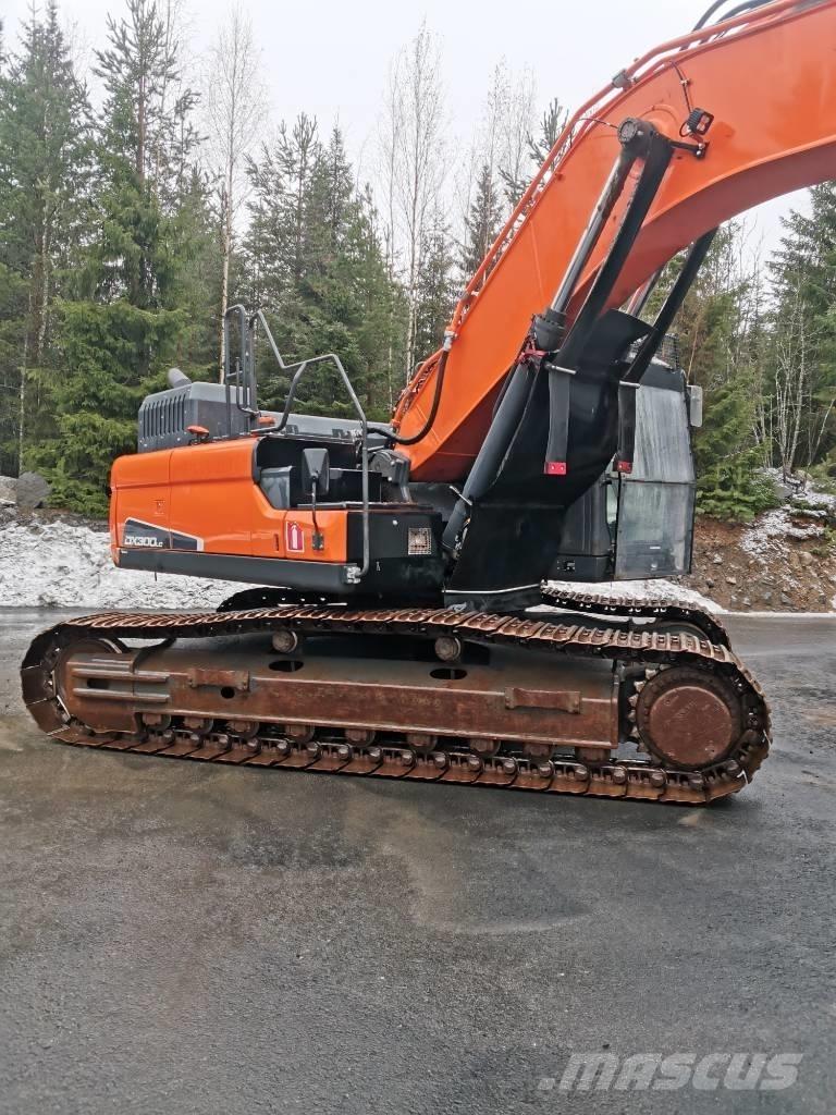 Doosan DX 300 LC-5 Pásová rýpadla