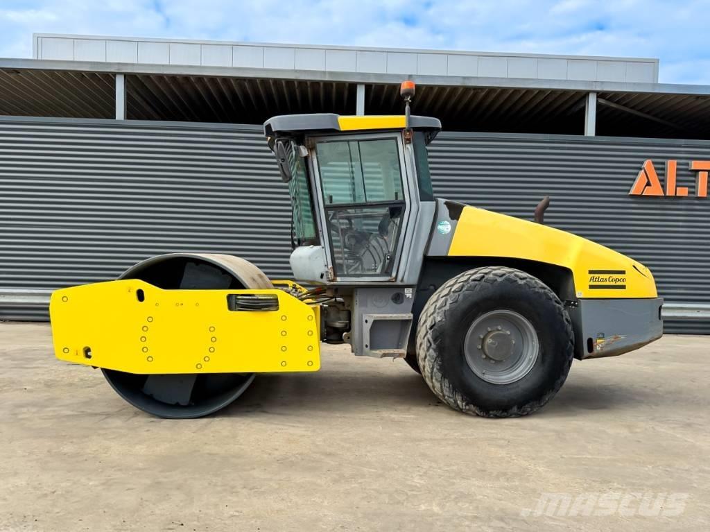 Dynapac CA3500D Tahačové válce