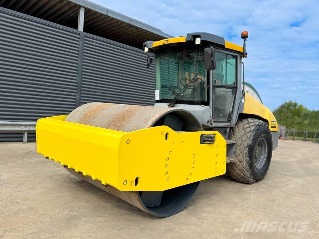 Dynapac CA3500D Tahačové válce