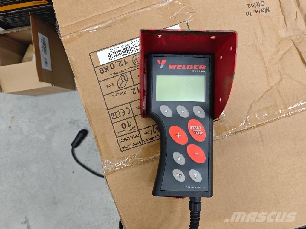 Welger RP245 Lis na válcové balíky