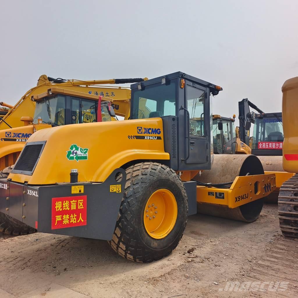 XCMG XS 143 J Tahačové válce