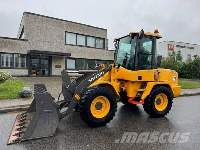 Volvo L 30 G Kolové nakladače