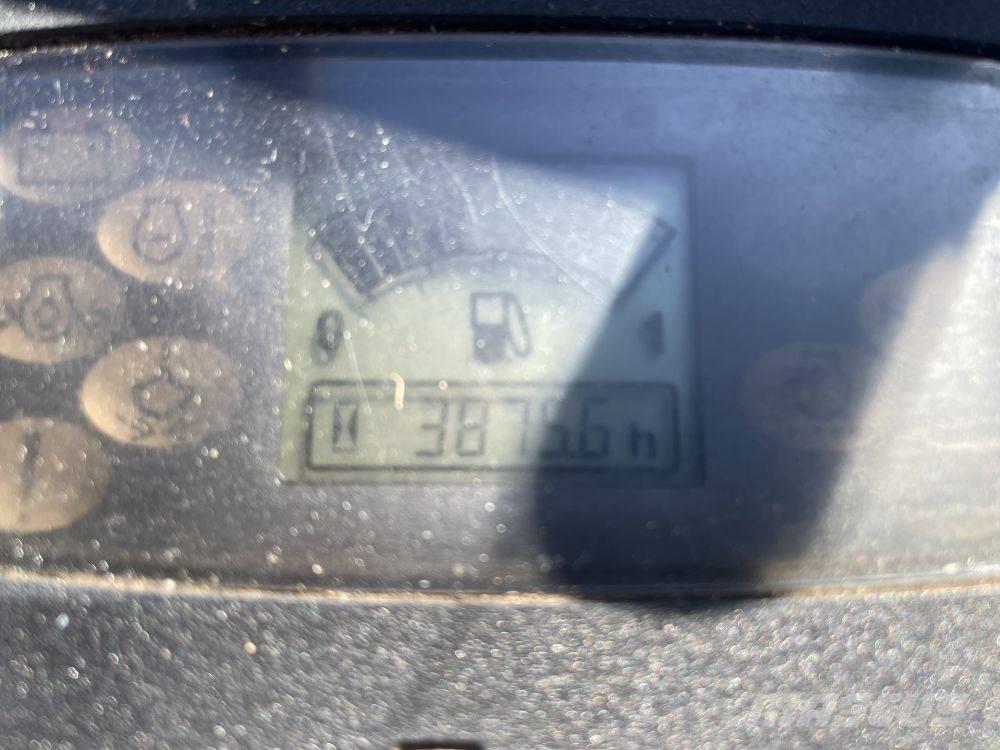 JCB 8026 Mini rýpadla < 7t