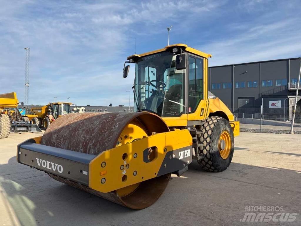 Volvo SD 135 B Tahačové válce