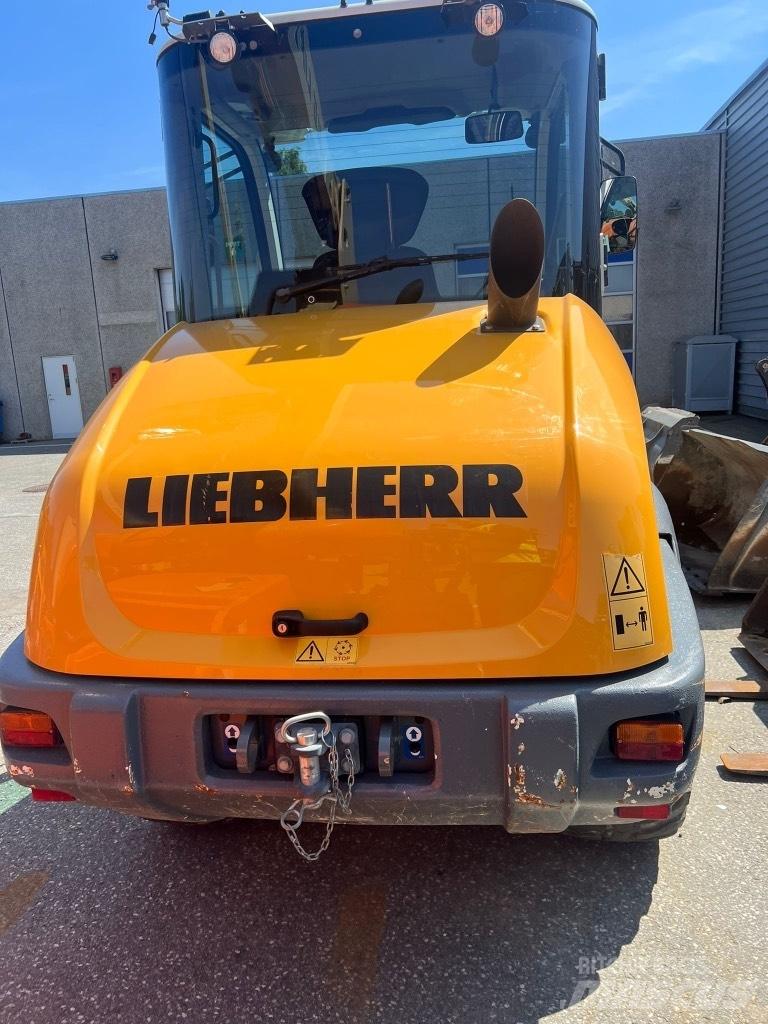 Liebherr L 506 Kolové nakladače