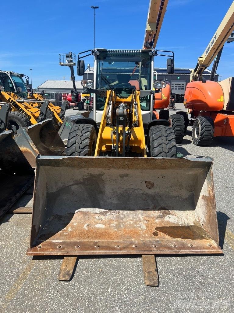Liebherr L 506 Kolové nakladače