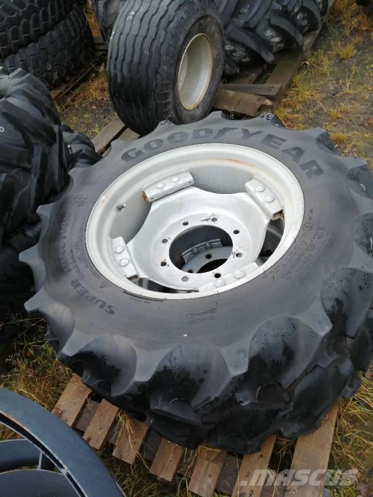 Goodyear 12,4r24 Pneumatiky, kola a ráfky