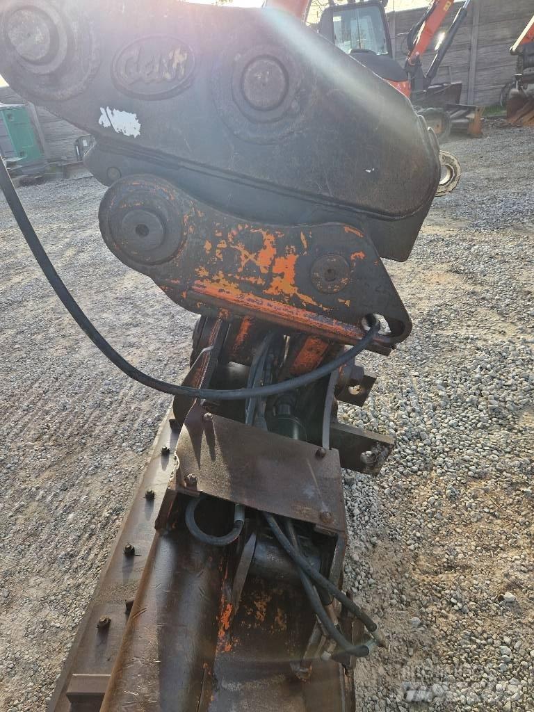 Hitachi ZX 160 LC-5 Pásová rýpadla