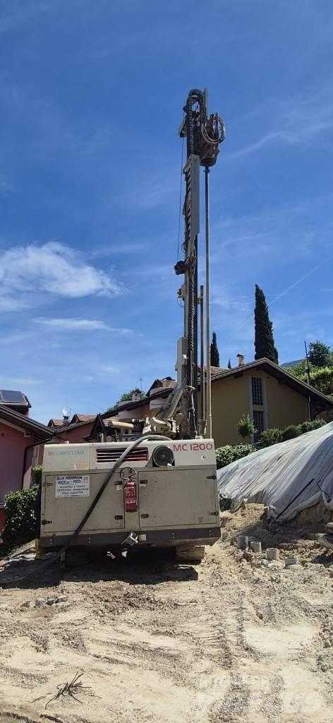 Comacchio MC 1200 Povrchové vrtací stroje