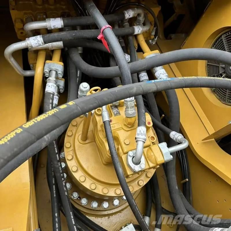 CAT 330 Pásová rýpadla