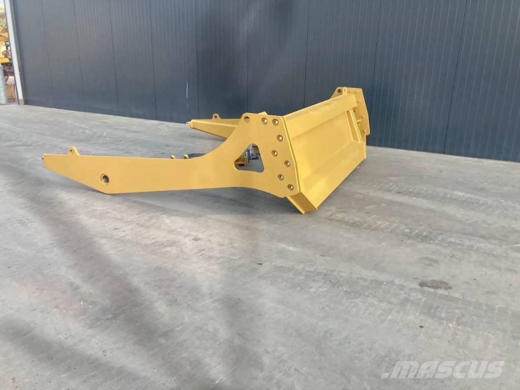 CAT 730 NG Zadní dveře