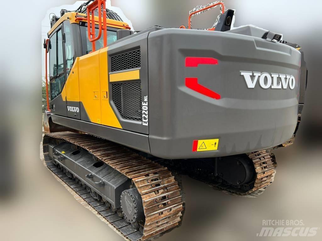 Volvo EC 220 E Pásová rýpadla
