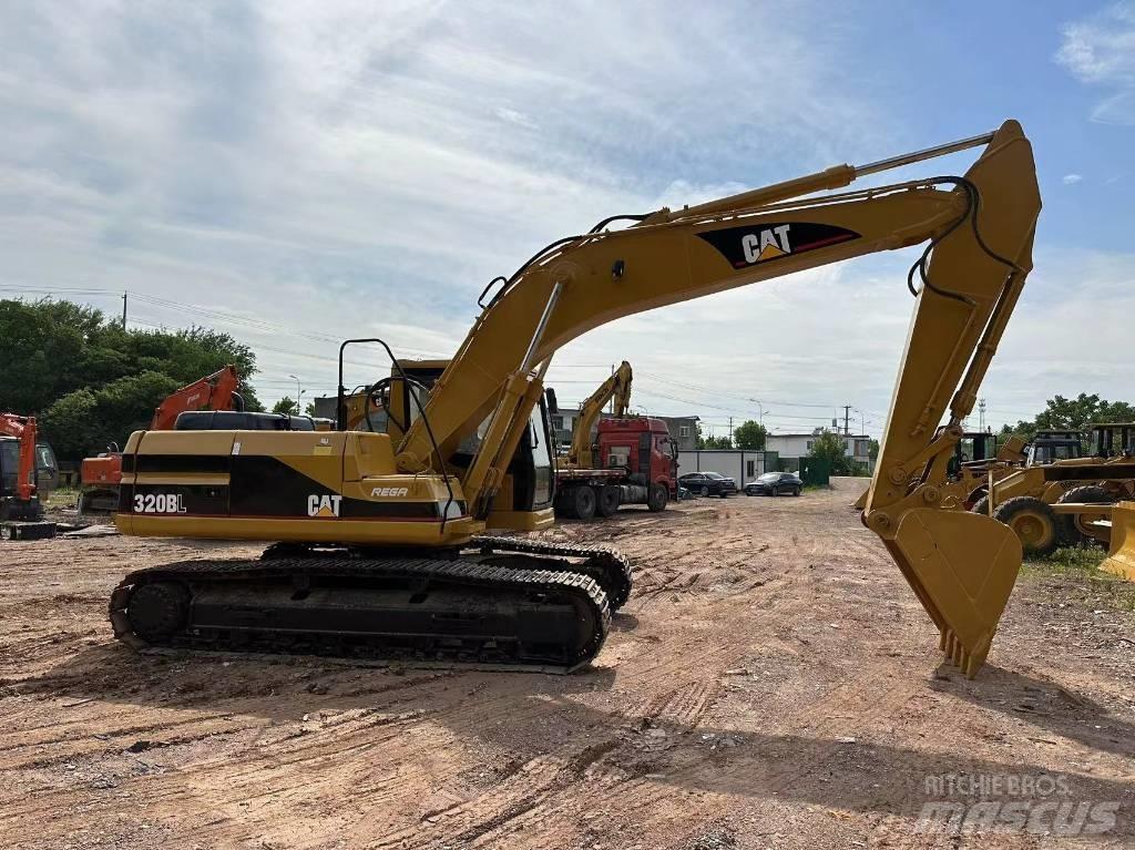 CAT 320 B L Pásová rýpadla
