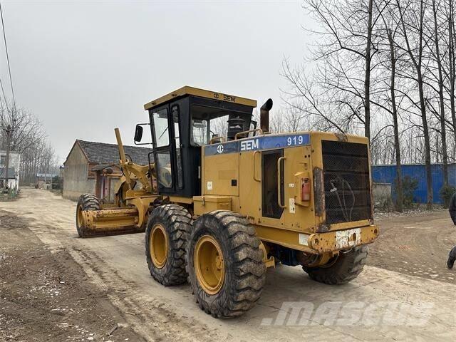SEM 919 Kolové dozery