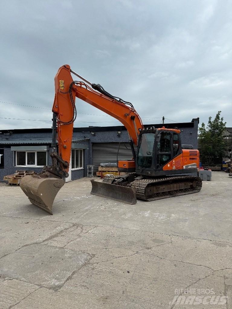 Doosan DX 140 LC Pásová rýpadla