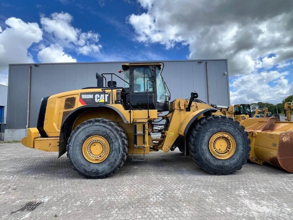 CAT 980M Kolové nakladače