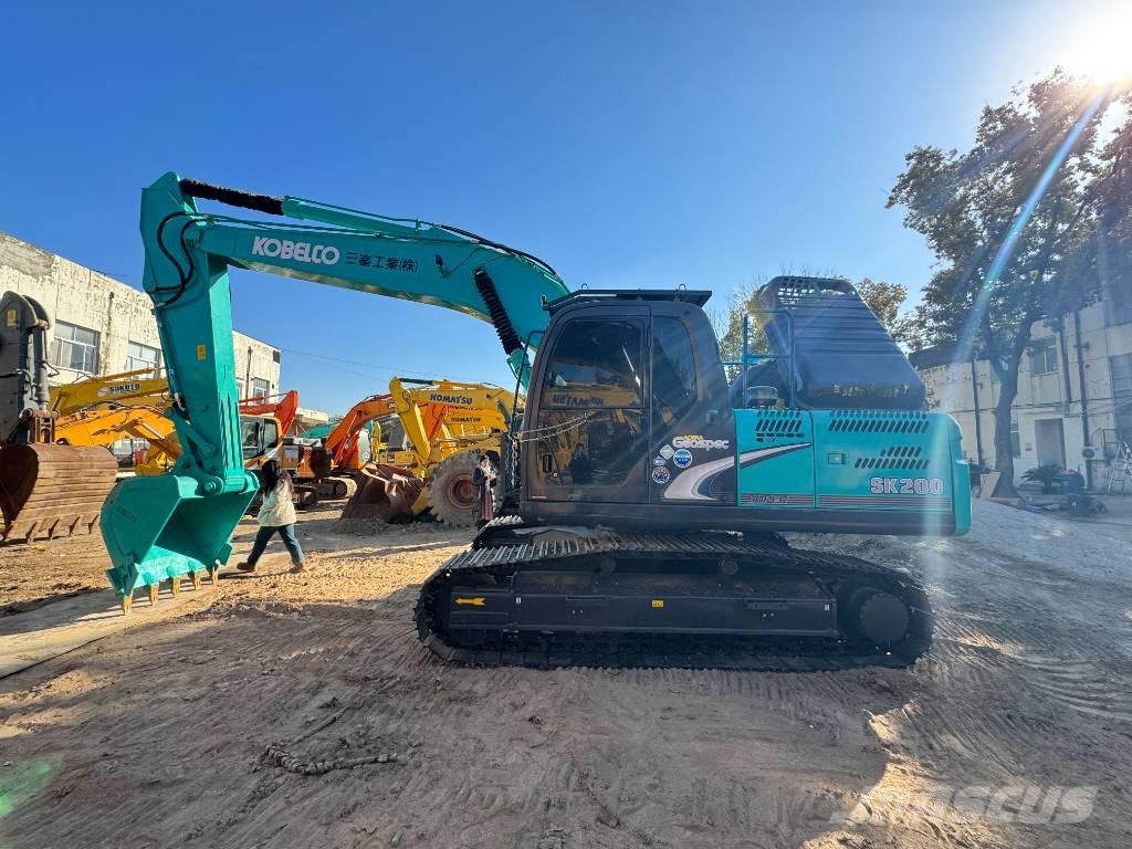 Kobelco SK 200 Pásová rýpadla