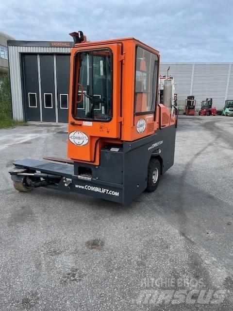 Combilift C 4500 Vysokozdvižný vozík s bočním ložením