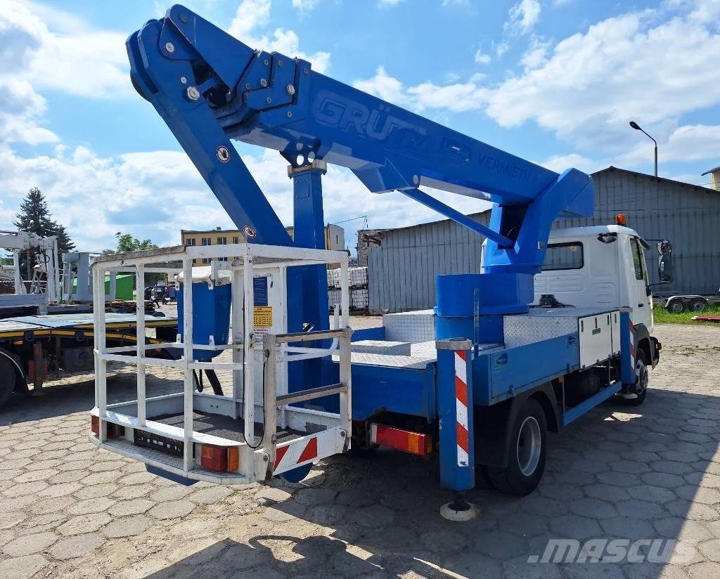 Bison TKA 30 KS Autoplošiny