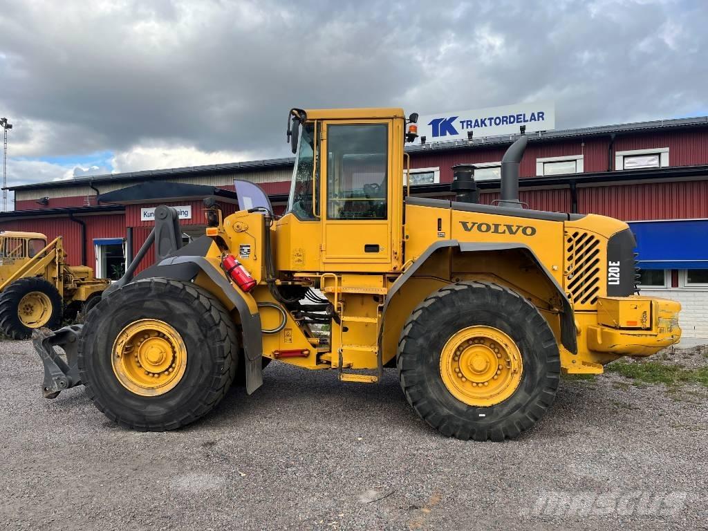 Volvo L 120 E Kolové nakladače