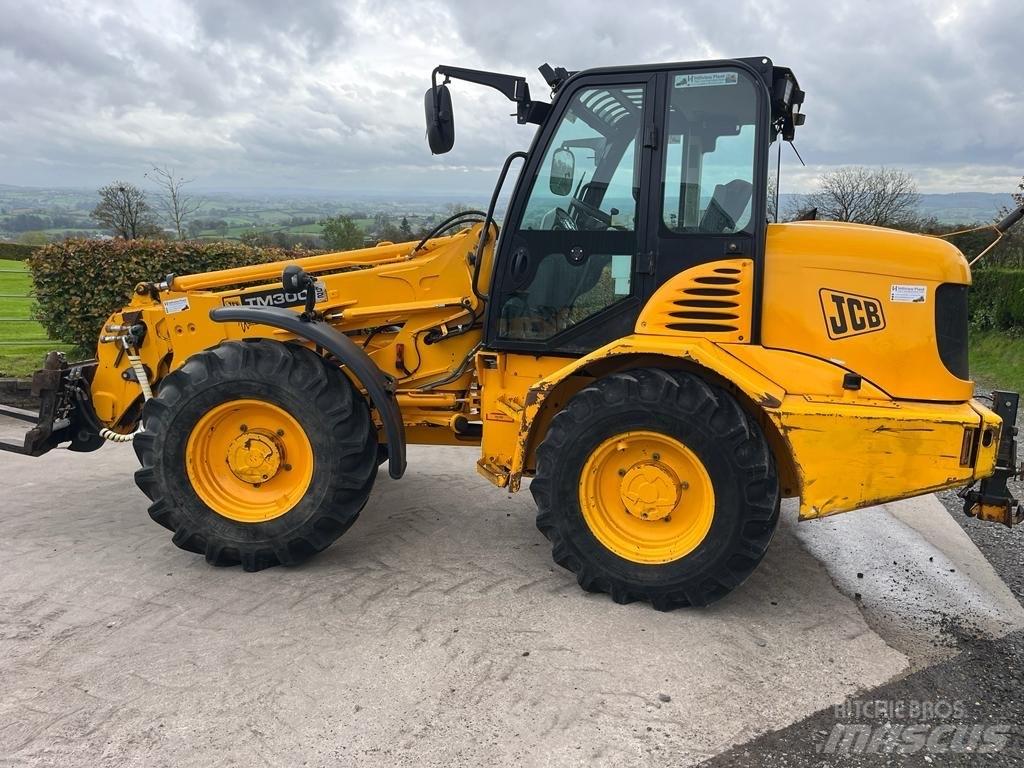 JCB TM 300 Teleskopické nakladače pro zemědělství