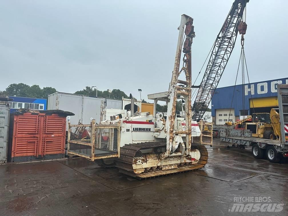 Liebherr RL 22 B Pokladače potrubí