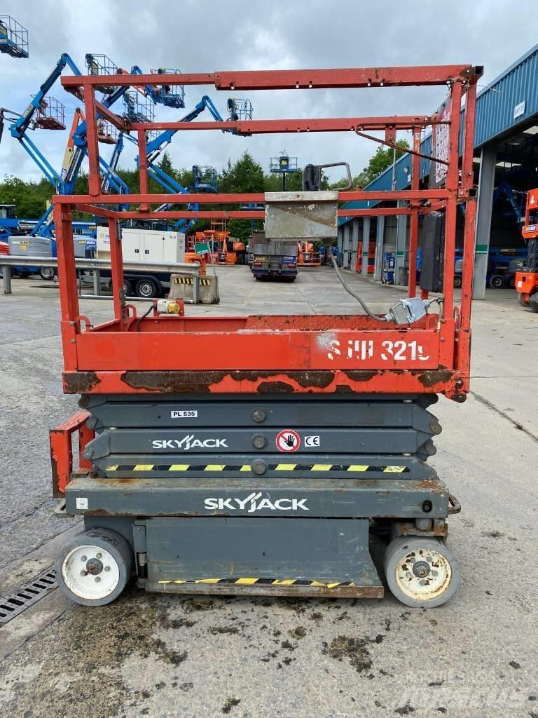 SkyJack SJ 3219 Nůžková zvedací plošina