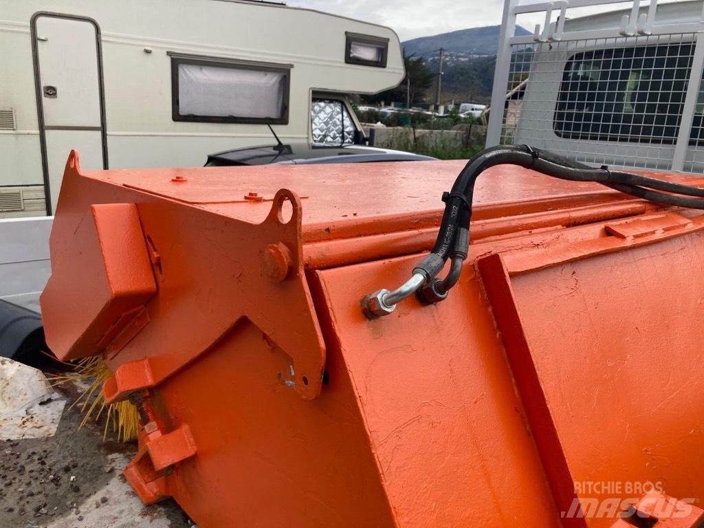 M3 BS 155 STD Zametací kartáče