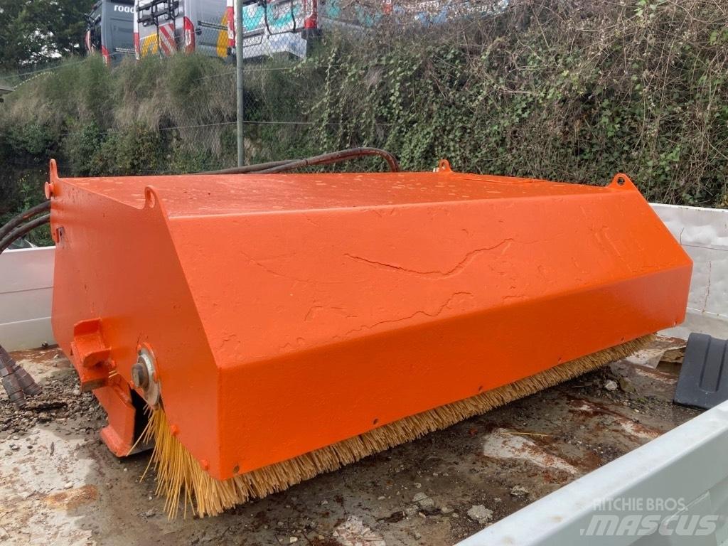 M3 BS 155 STD Zametací kartáče