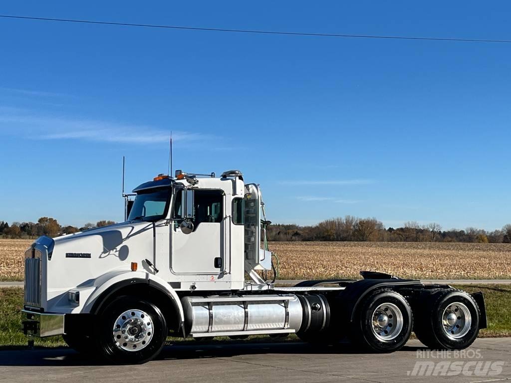 Kenworth T 800 Tahače
