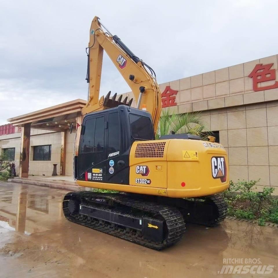 CAT 313D2GC Midi rýpadla 7t - 12t