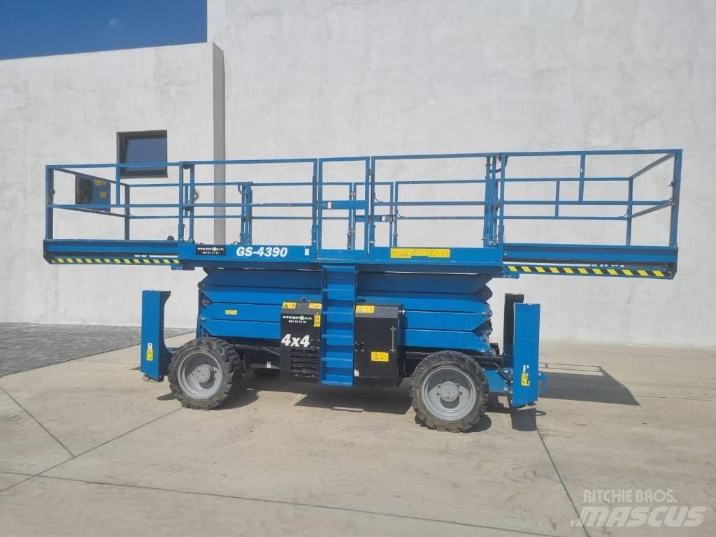 Genie GS 4390 - R304 Nůžková zvedací plošina