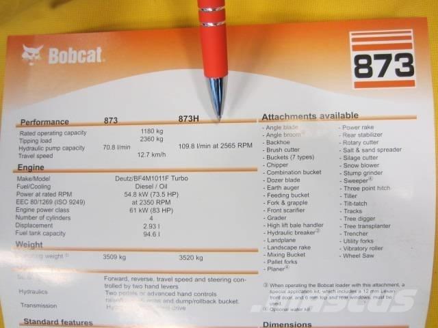 Bobcat 873 HF Smykem řízené nakladače