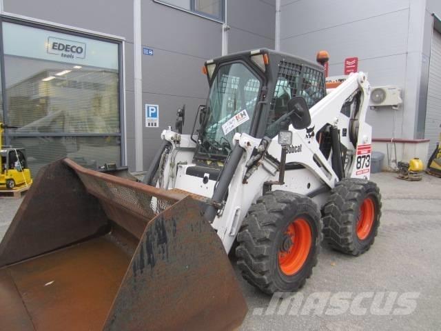 Bobcat 873 HF Smykem řízené nakladače